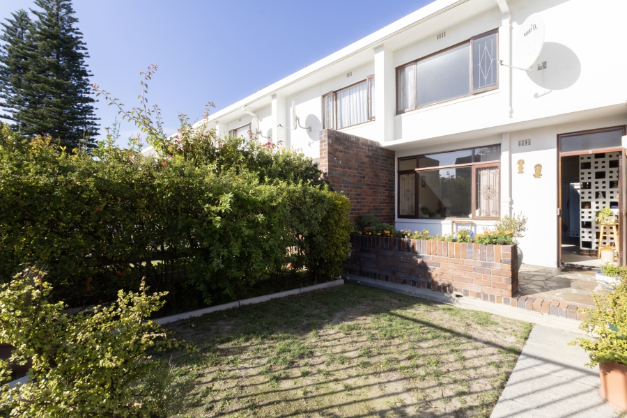 2 Bedroom Property for Sale in Tijgerhof Western Cape